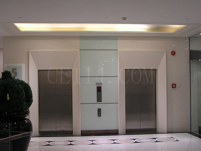 龙岩云宏电梯小编分享电梯乘坐安全常识